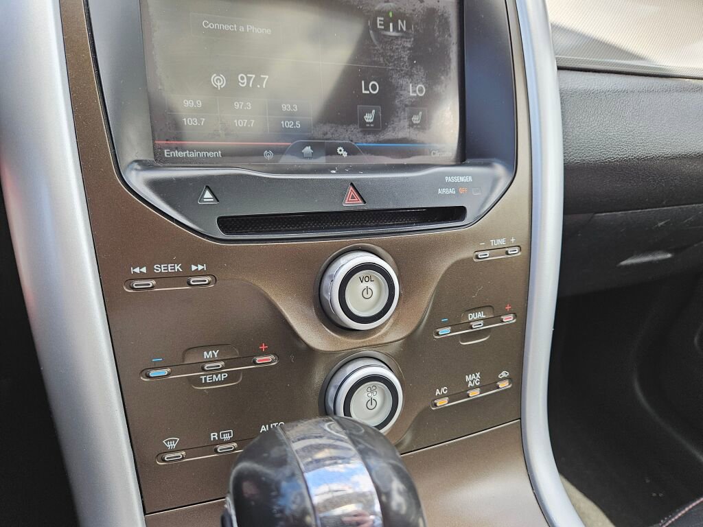 Used 2011 Ford Edge SEL w/ 202A Rapid Spec Order Code AWD/4WD image 23