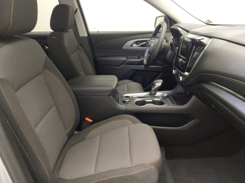 Used 2021 Chevrolet Traverse LS FWD image 21