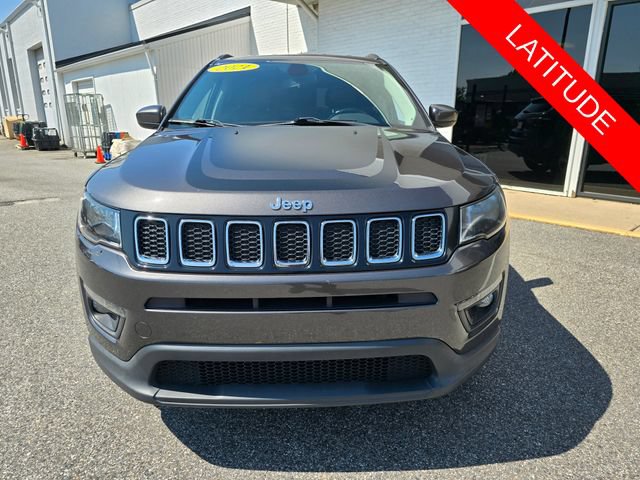 Used 2021 Jeep Compass Latitude w/ Mopar Graphics Package AWD/4WD image 4