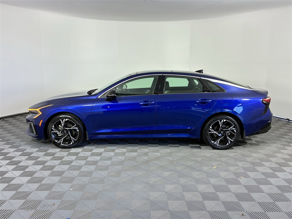 Used 2025 Kia K5 GT-Line w/ GT-Line Premium Package image 4