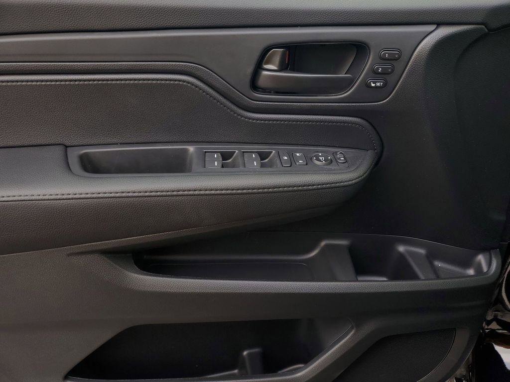 New 2026 Honda Odyssey Sport-L image 11