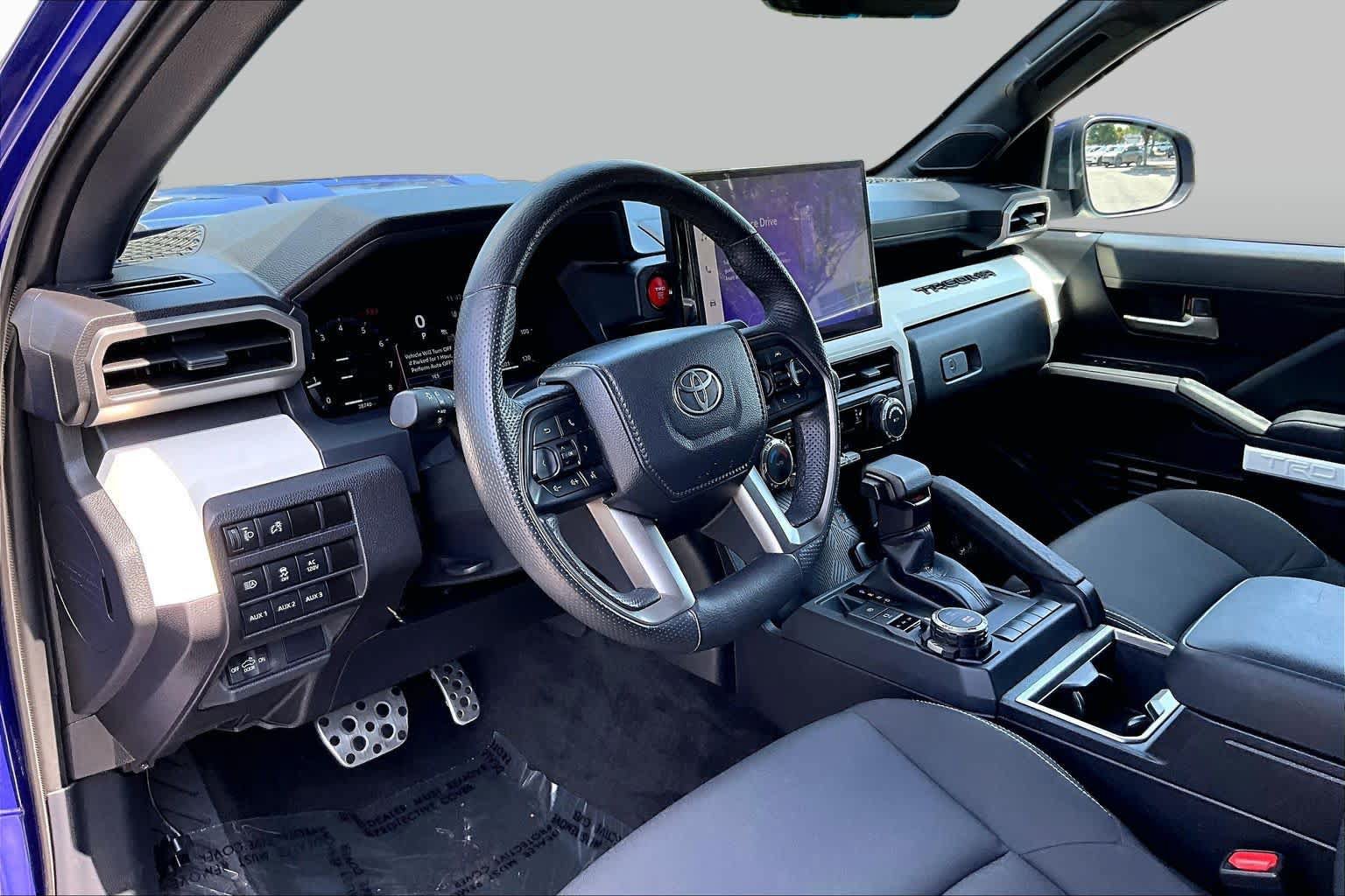 Used 2024 Toyota Tacoma TRD Sport w/ TRD Sport Upgrade Package AWD/4WD image 17