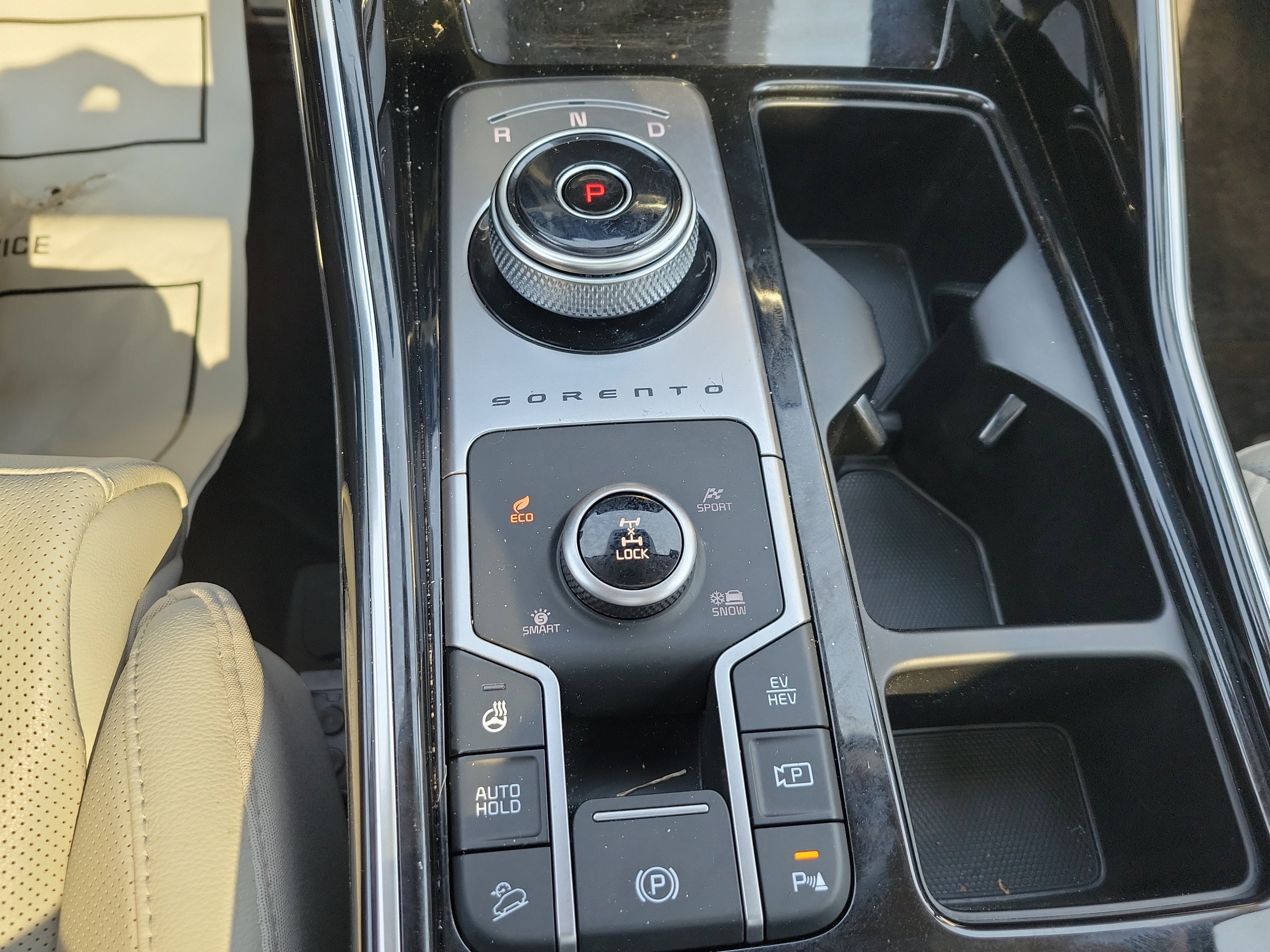 Used 2023 Kia Sorento SX Prestige image 25