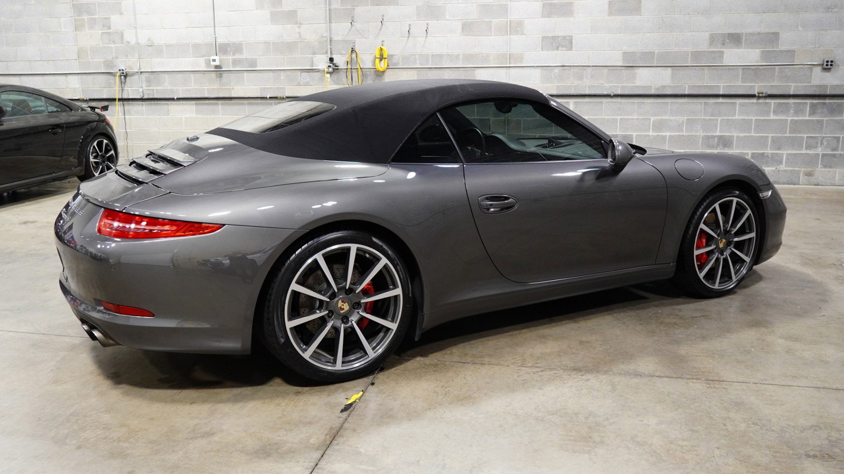 Used 2013 Porsche 911 Carrera S image 8
