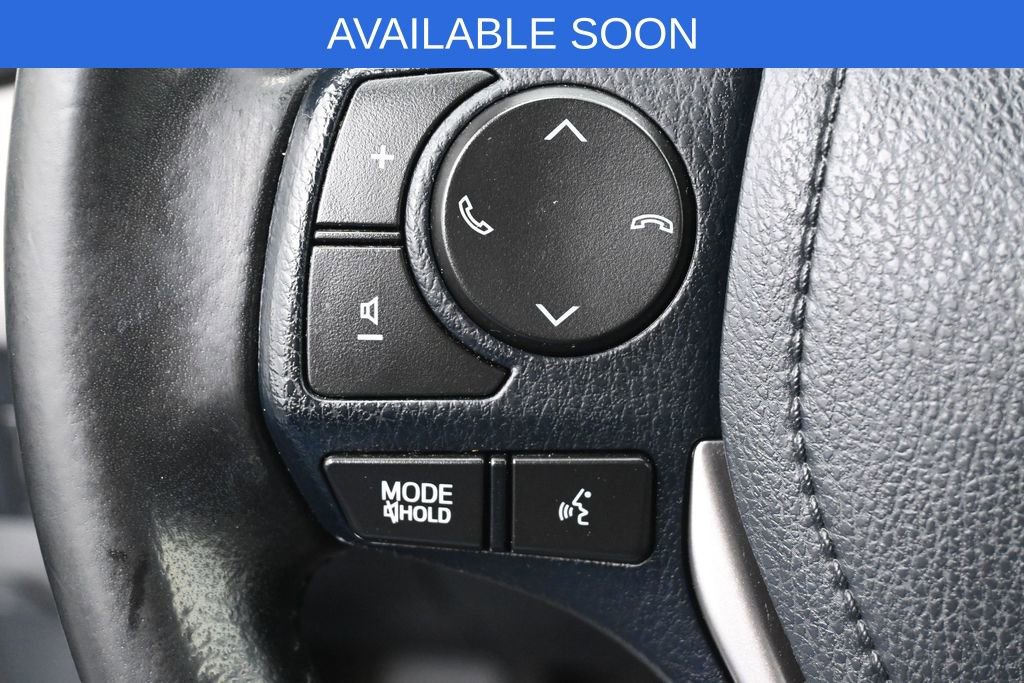 Used 2018 Toyota RAV4 XLE w/ Plus Extra Value Package AWD/4WD image 16