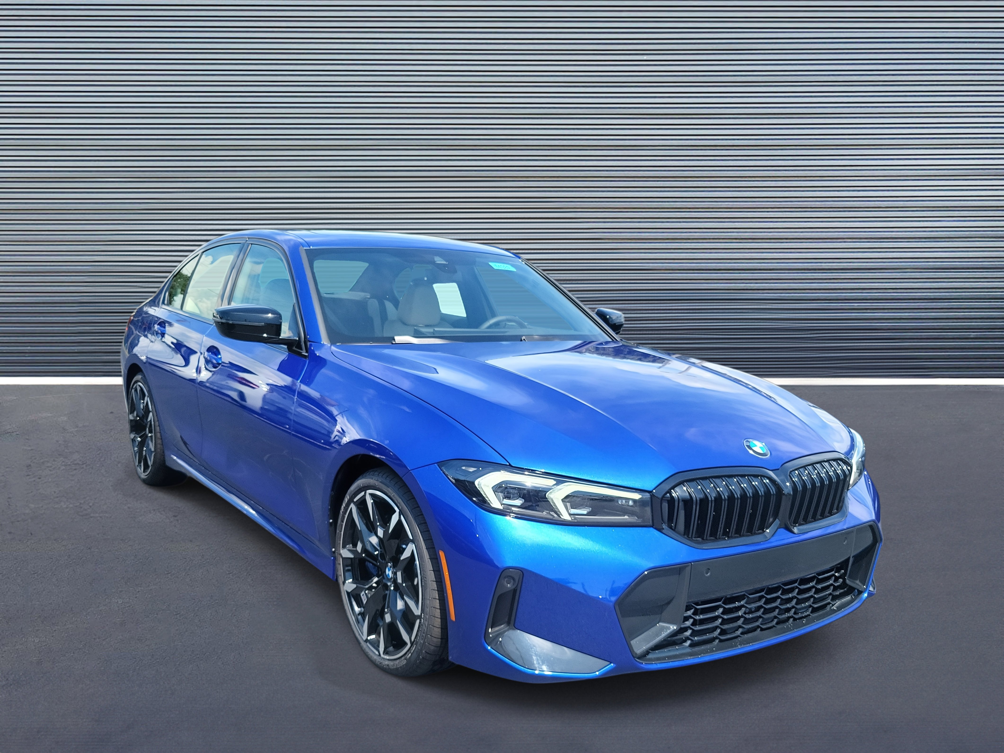New 2025 BMW 330i Sedan w/ M Sport Package image 2