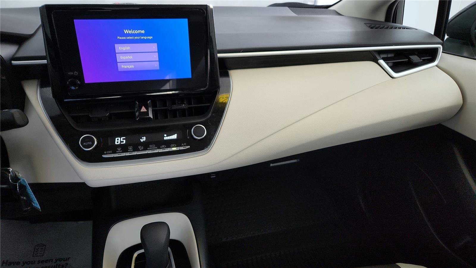 Used 2023 Toyota Corolla LE image 29