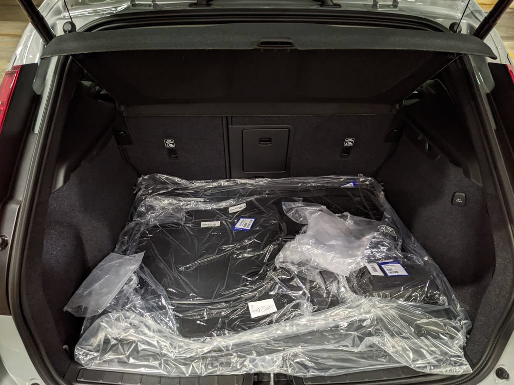 New 2026 Volvo XC40 B5 Ultra w/ Protection Package Premier AWD/4WD image 26