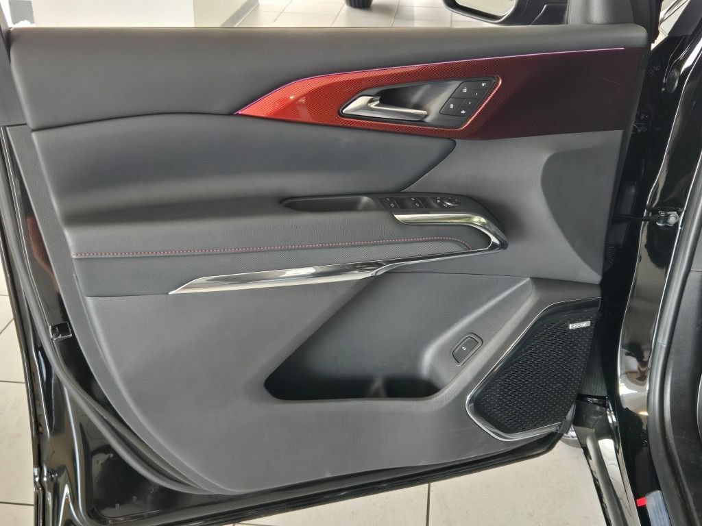 New 2026 Chevrolet Traverse RS w/ LPO, Floor Liner Package AWD/4WD image 21