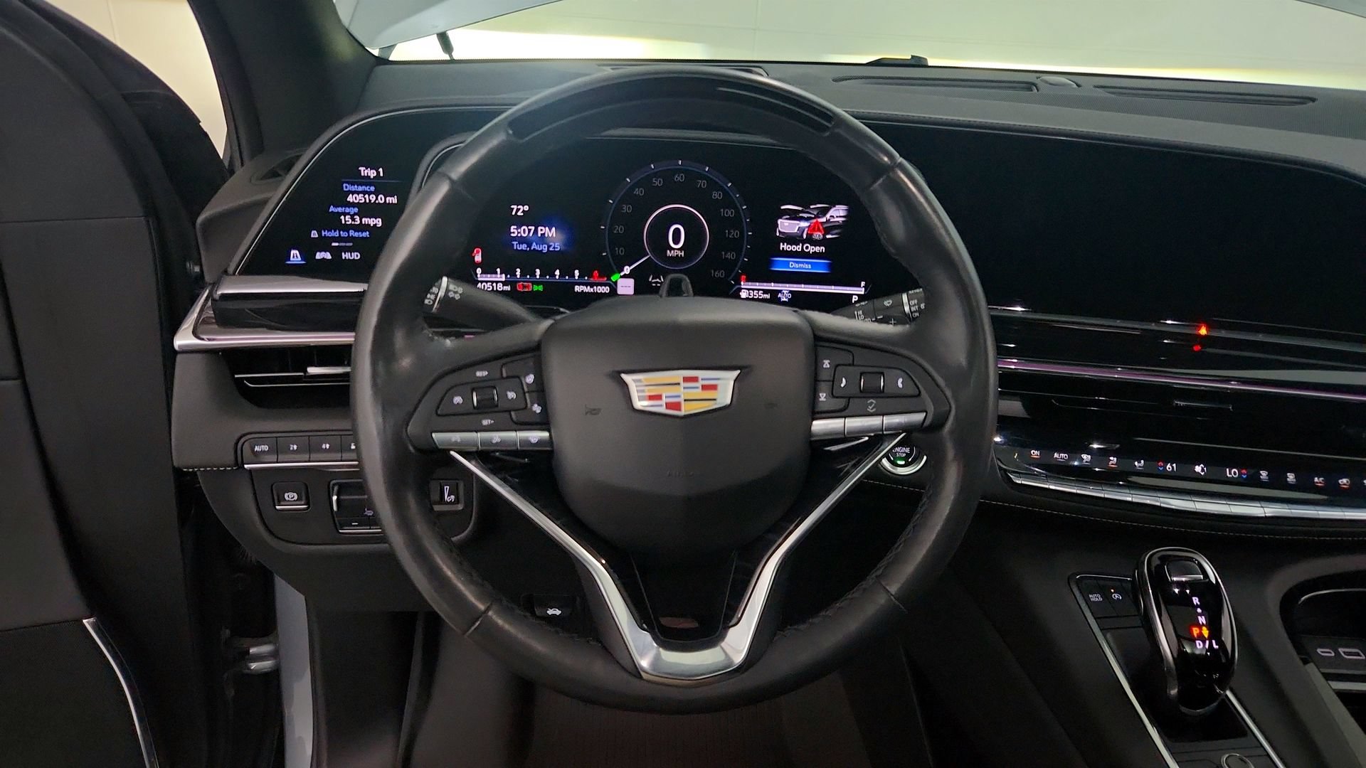 Certified 2024 Cadillac Escalade Sport w/ LPO, ONYX Package AWD/4WD image 19