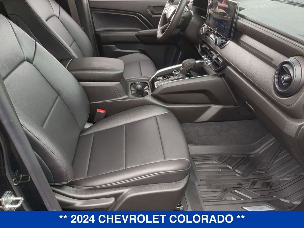 Used 2024 Chevrolet Colorado Trail Boss w/ Advanced Trailering Package AWD/4WD image 21