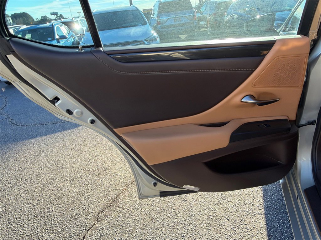 Used 2021 Lexus ES 350 w/ Accessory Package 2 image 21