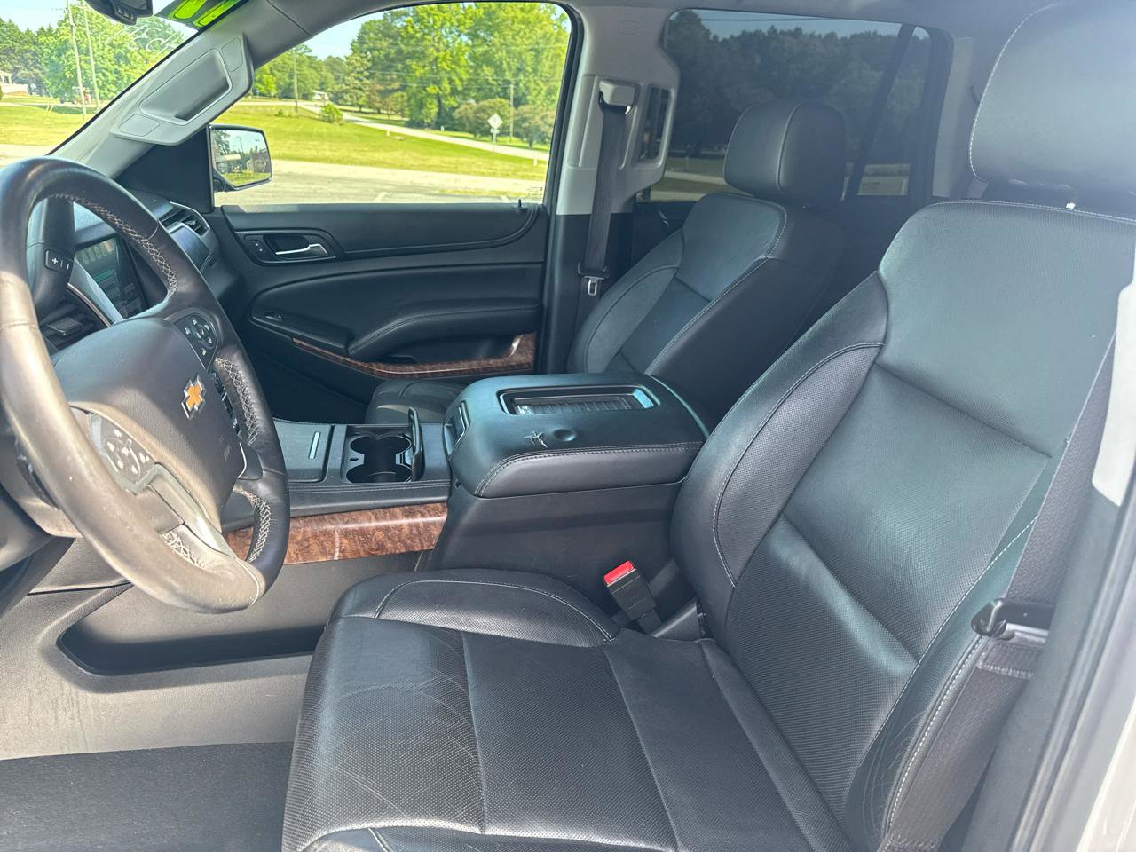 Used 2017 Chevrolet Tahoe Premier AWD/4WD image 12