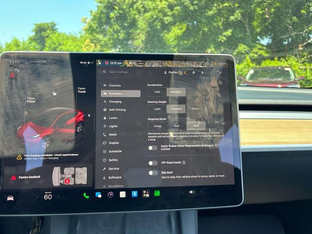 Used 2022 Tesla Model Y Long Range AWD/4WD image 24