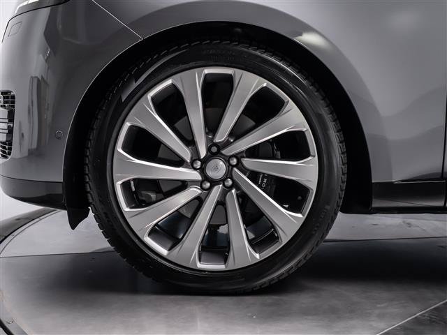 Used 2023 Land Rover Range Rover SE AWD/4WD image 11