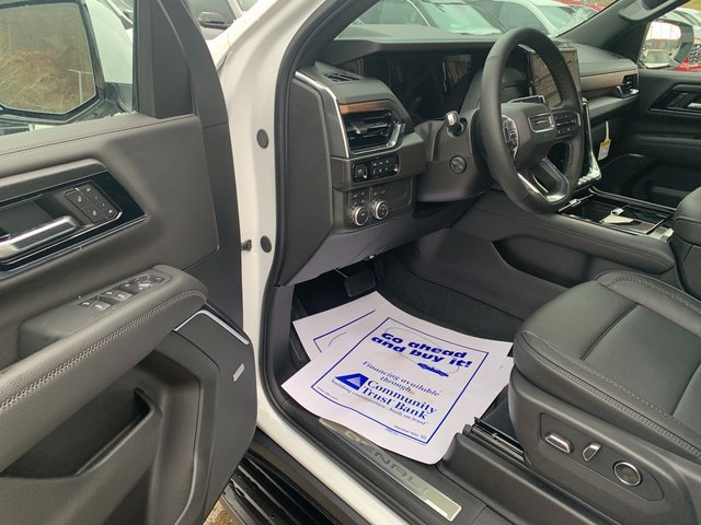 New 2026 GMC Yukon XL Denali image 5