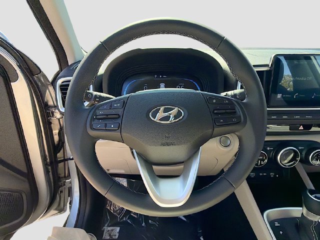 New 2026 Hyundai Venue SEL FWD image 11