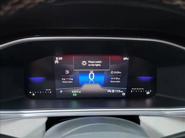 Used 2025 Volkswagen Taos SE w/ Panoramic Sunroof Package image 21