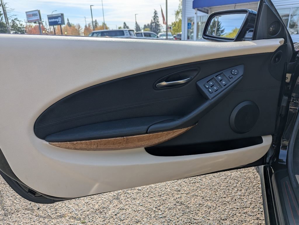 Used 2007 BMW 650i Convertible image 10