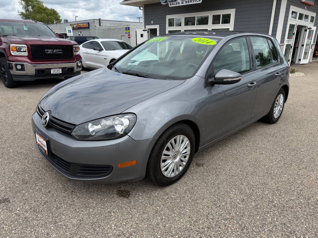 Used 2014 Volkswagen Golf 4-Door FWD image 1