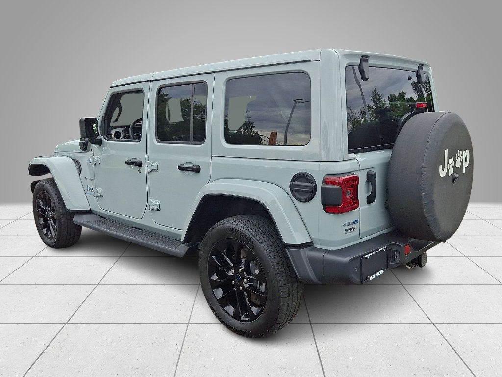 Used 2024 Jeep Wrangler Unlimited Sahara w/ Safety Group AWD/4WD image 7