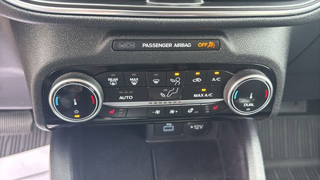 Certified 2022 Ford Escape Titanium w/ Class II Trailer Tow Package image 26