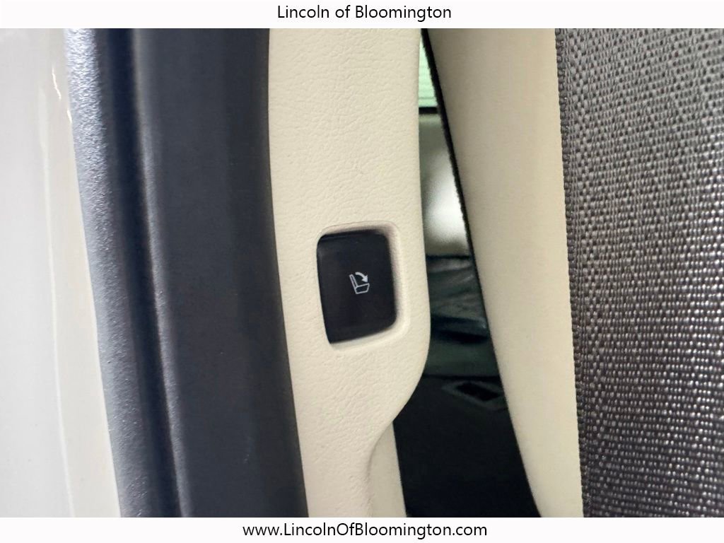 Used 2023 Lincoln Navigator Black Label AWD/4WD image 22