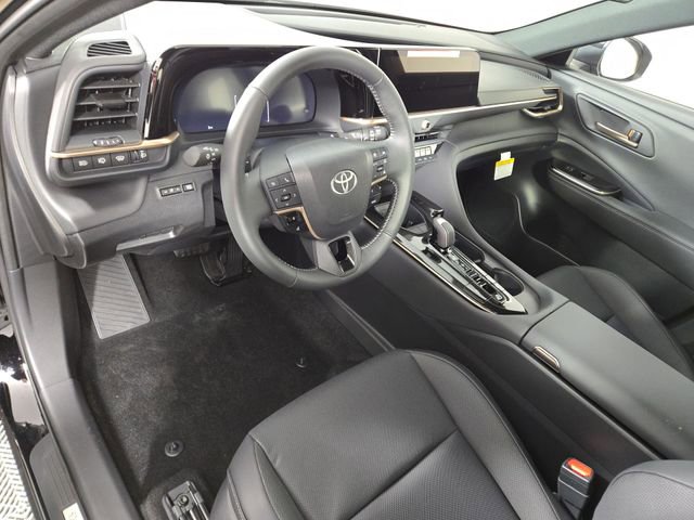 Used 2025 Toyota Crown Signia image 16
