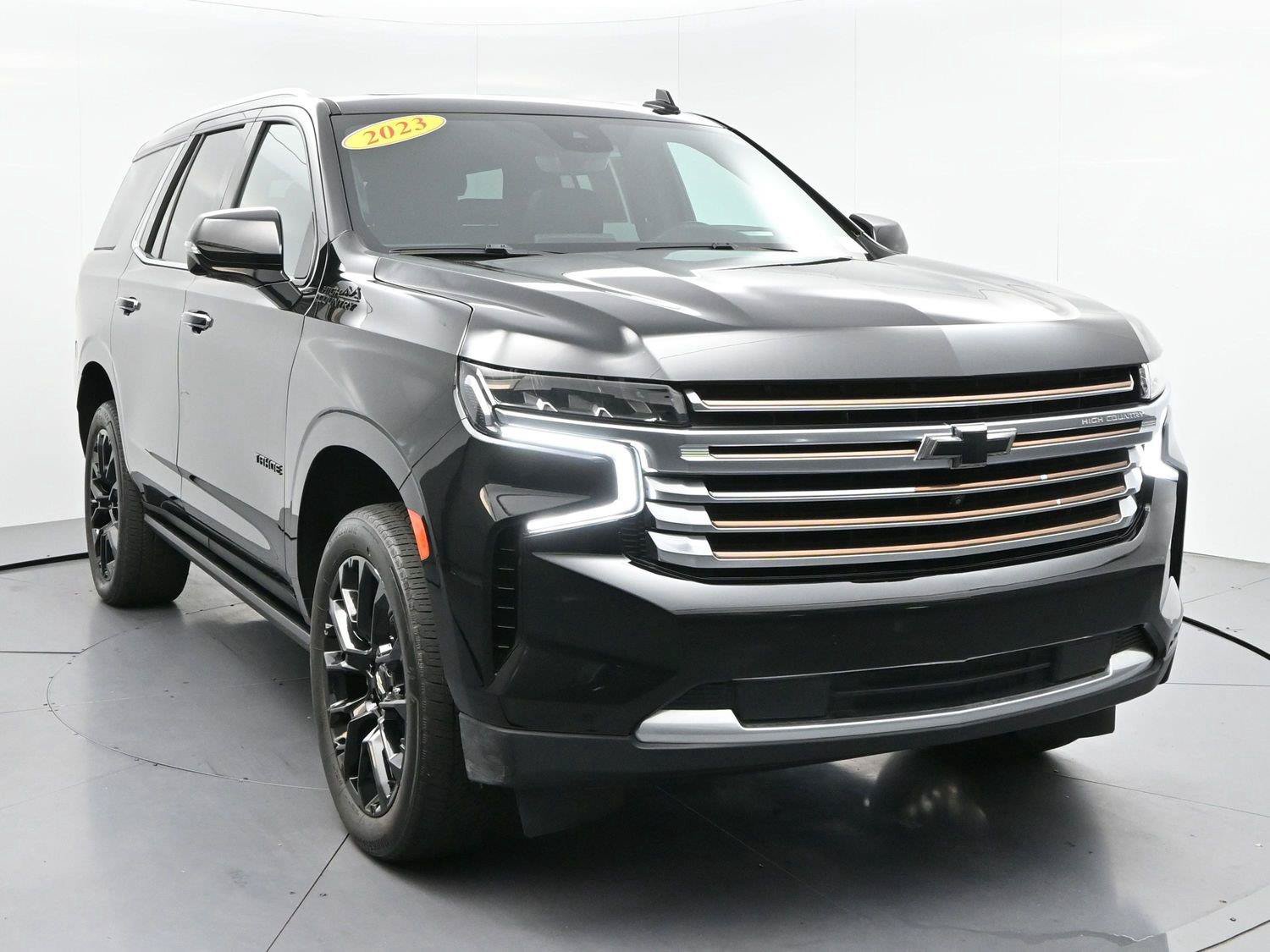 Used 2023 Chevrolet Tahoe High Country AWD/4WD image 2