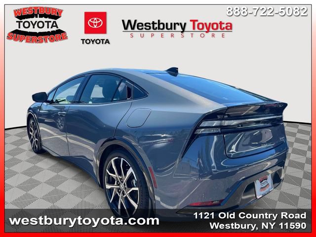 Used 2026 Toyota Prius Plug-In Hybrid FWD image 6