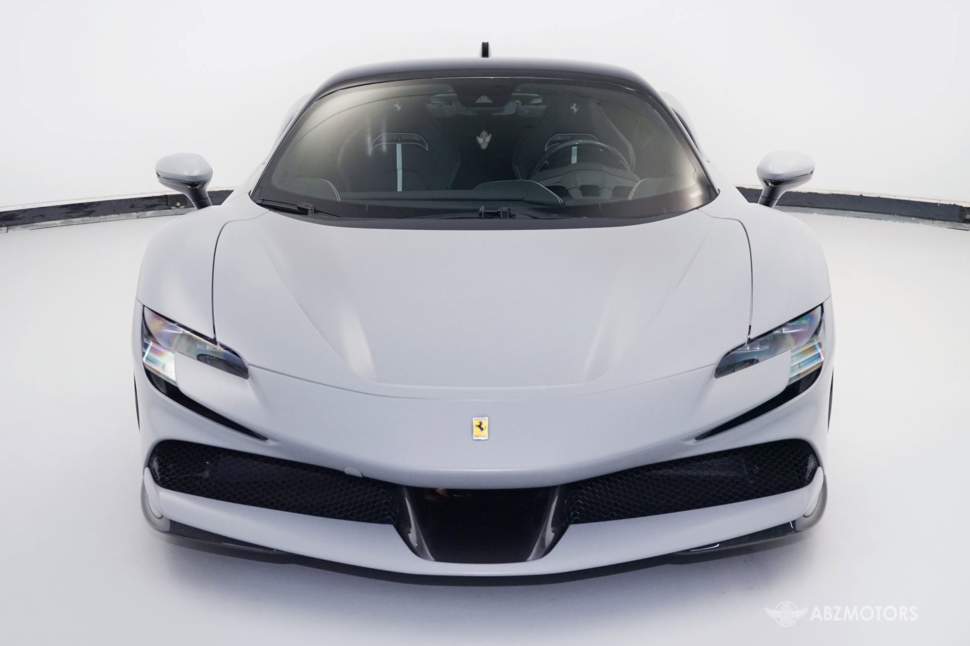 Used 2022 Ferrari SF90 Stradale image 3