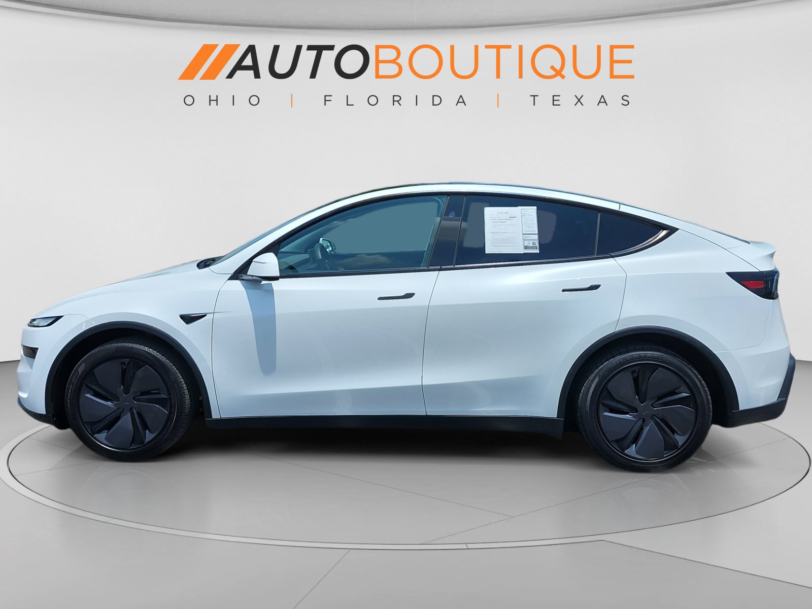 Used 2026 Tesla Model Y Long Range AWD/4WD image 2
