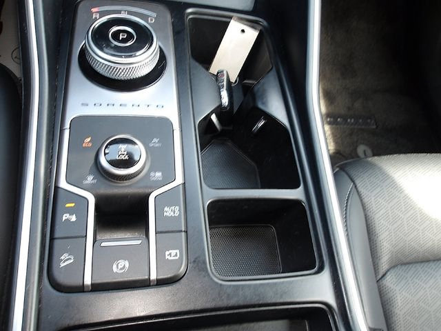 Used 2024 Kia Sorento EX AWD/4WD image 22