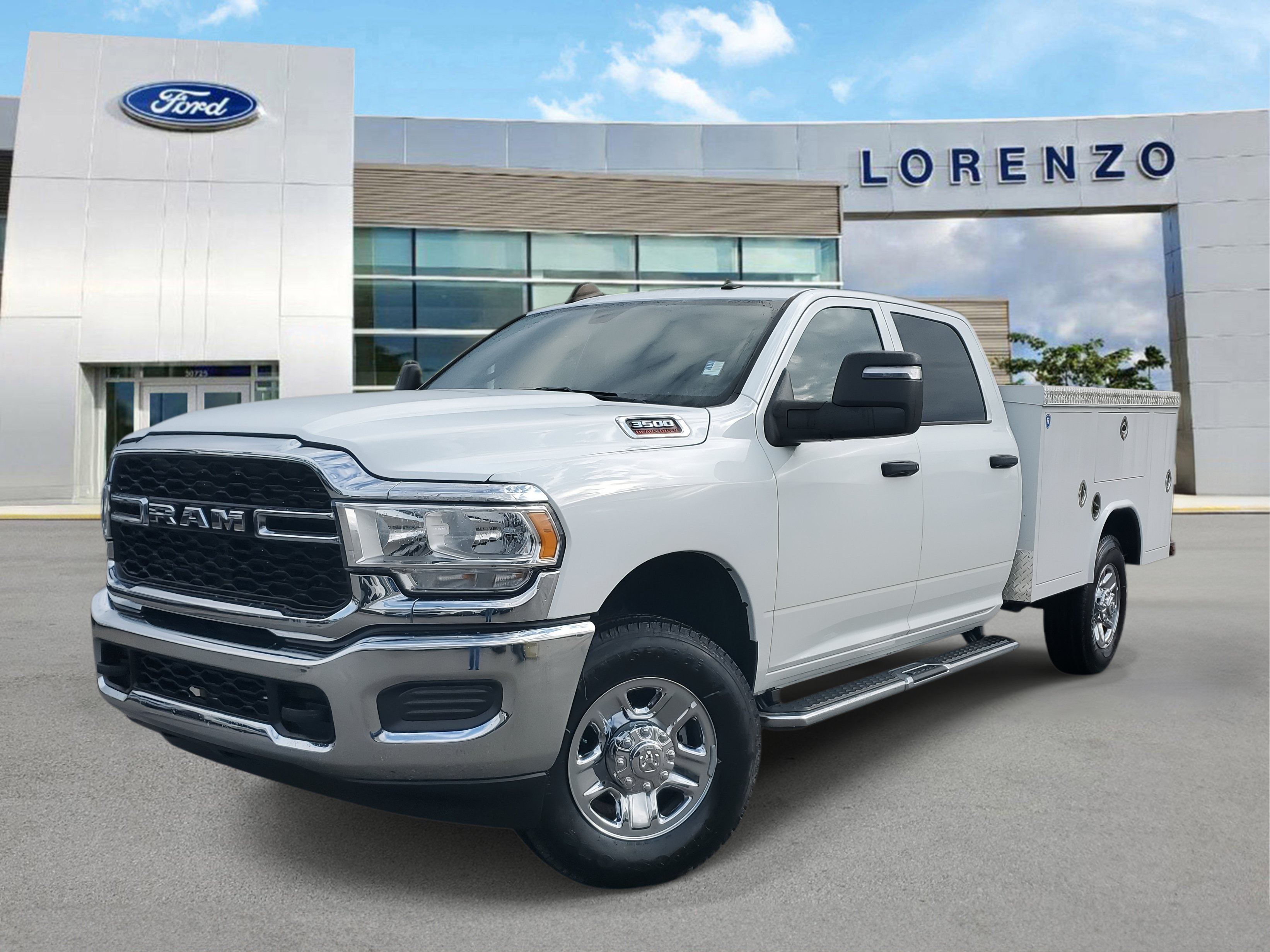 Used 2024 RAM 3500 Tradesman w/ Chrome Appearance Group AWD/4WD 360° Tour