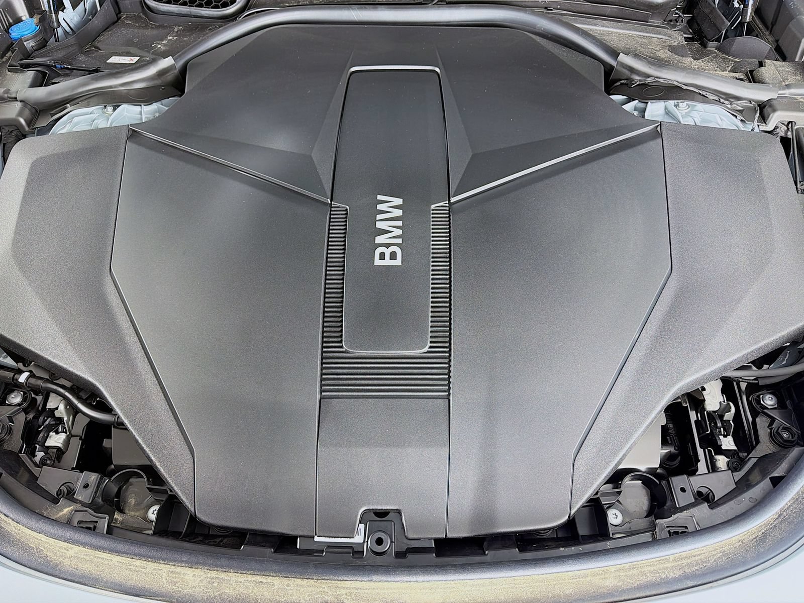 New 2026 BMW i7 xDrive60 AWD/4WD image 32