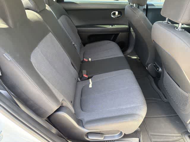 Certified 2024 Hyundai Ioniq 5 SE RWD image 17