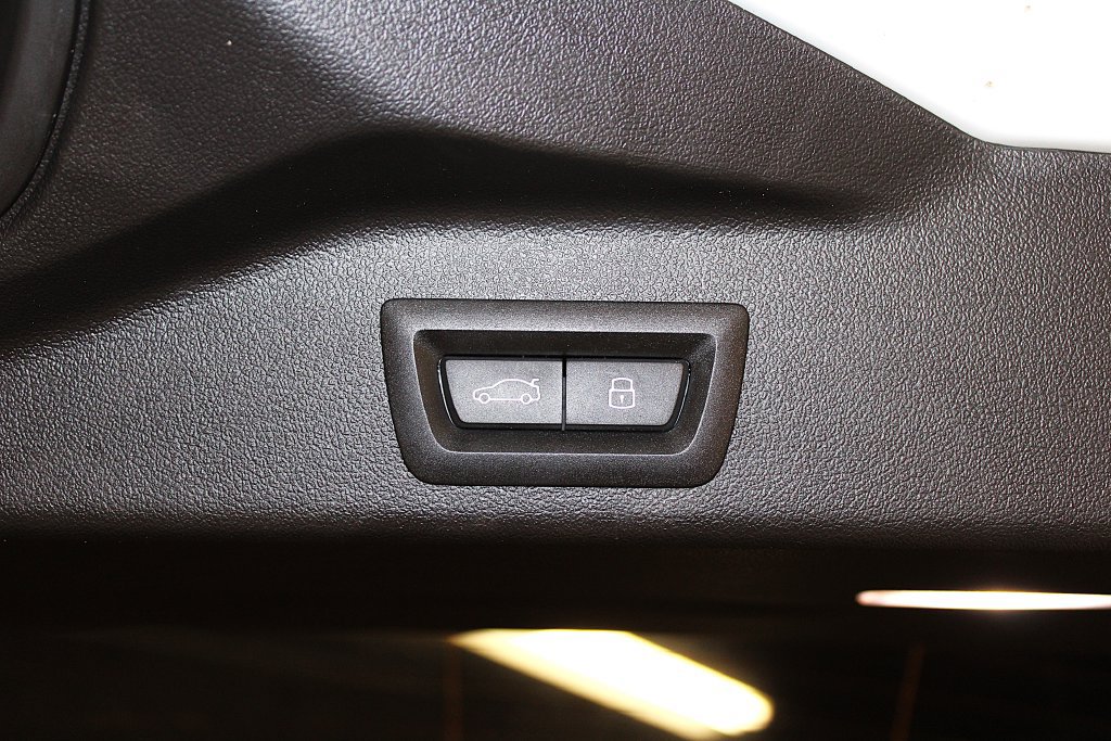 Used 2026 BMW X5 xDrive40i AWD/4WD image 37