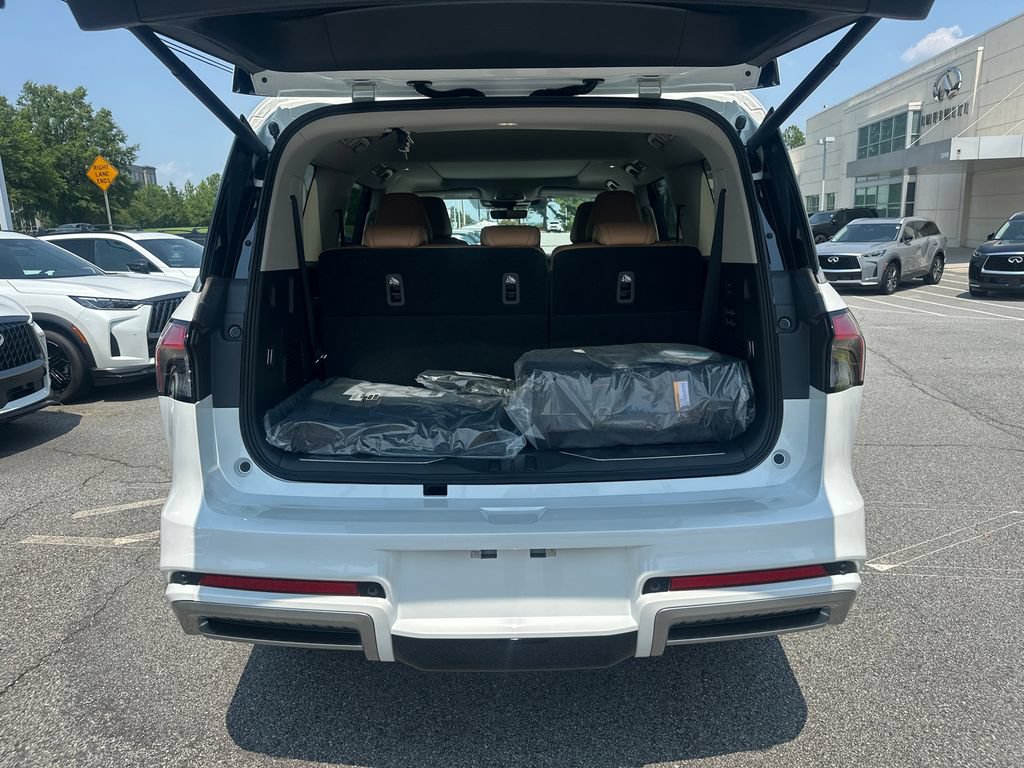 New 2027 INFINITI QX80 Luxe w/ Cargo Package RWD image 15