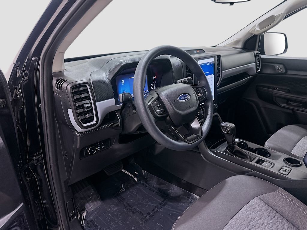 Used 2025 Ford Ranger XL RWD image 9