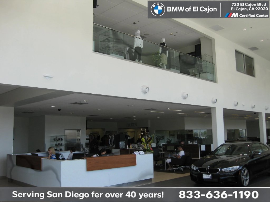 Used 2024 BMW 330i Sedan w/ Premium Package RWD image 15