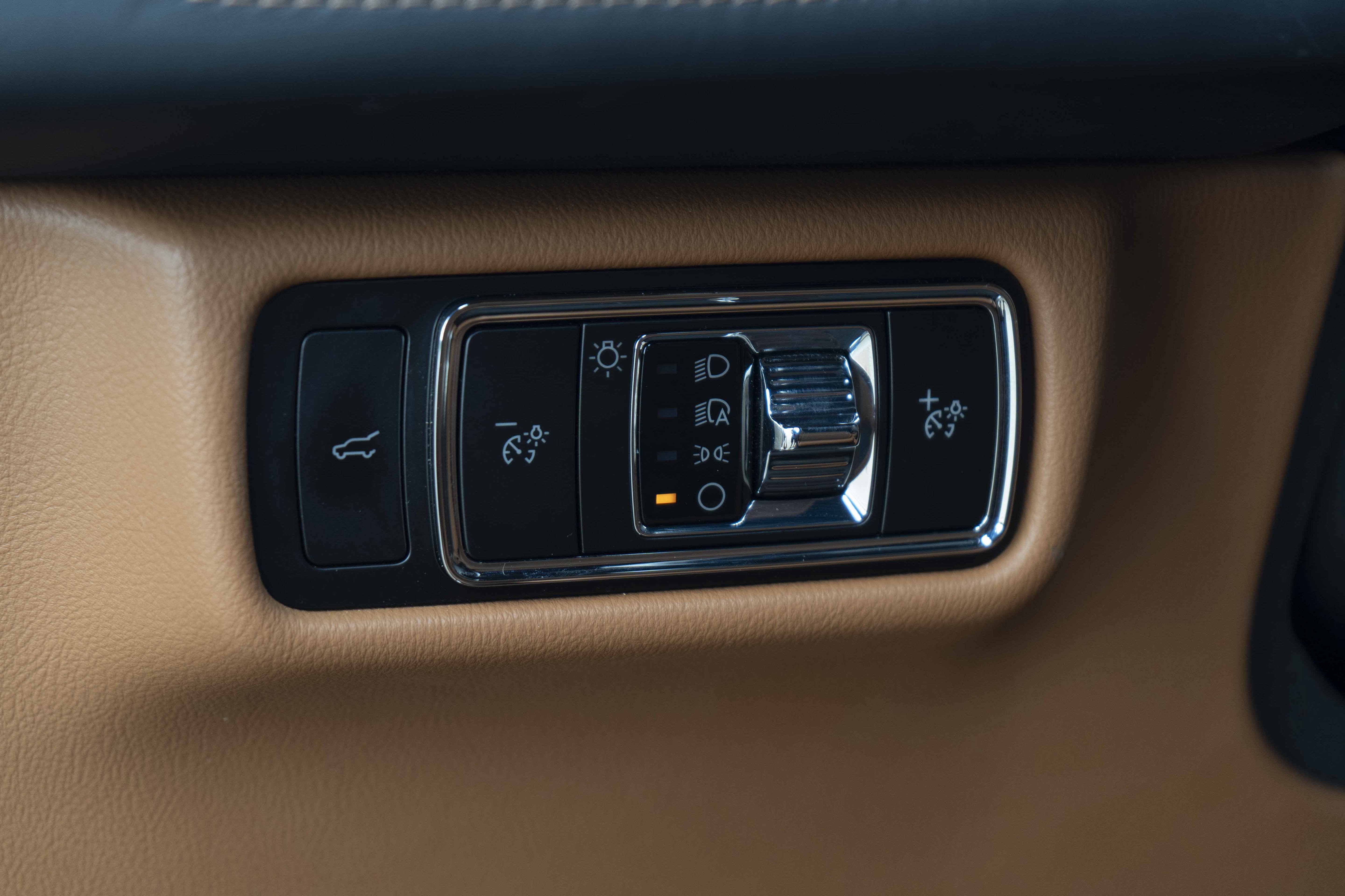 Used 2025 Lincoln Aviator Black Label AWD/4WD image 39