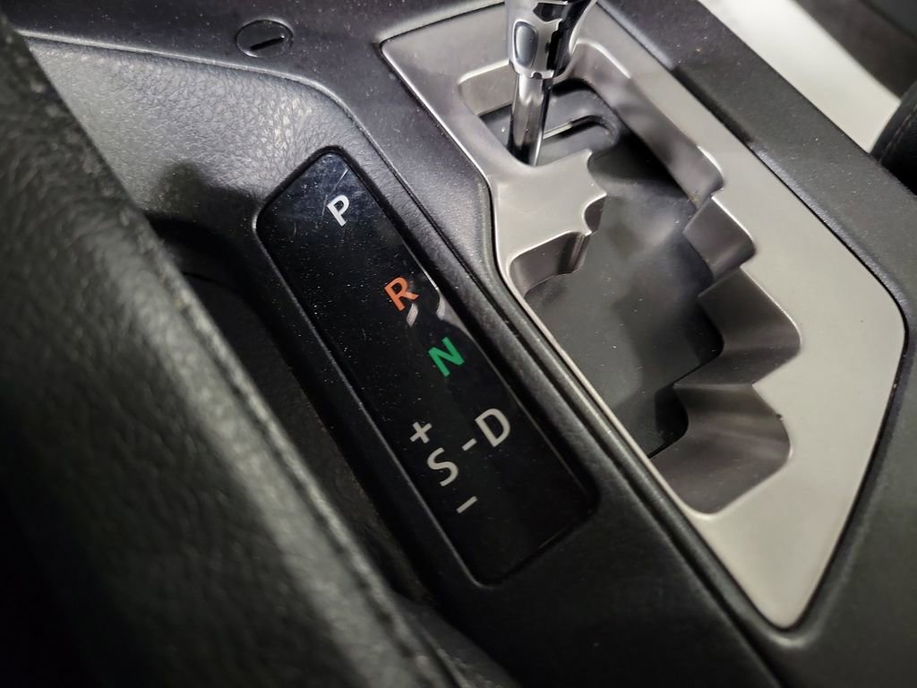 Used 2018 Toyota RAV4 XLE w/ Plus Extra Value Package image 16