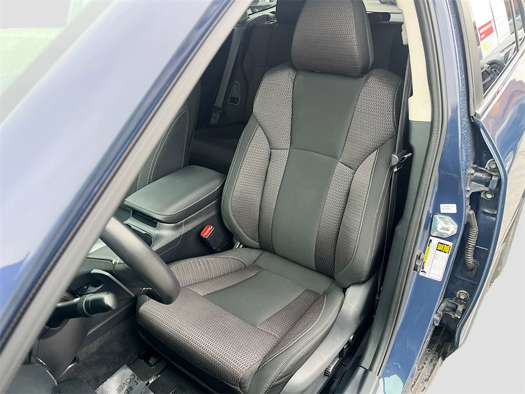 Used 2025 Subaru Outback Premium w/ Popular Package #1A image 18