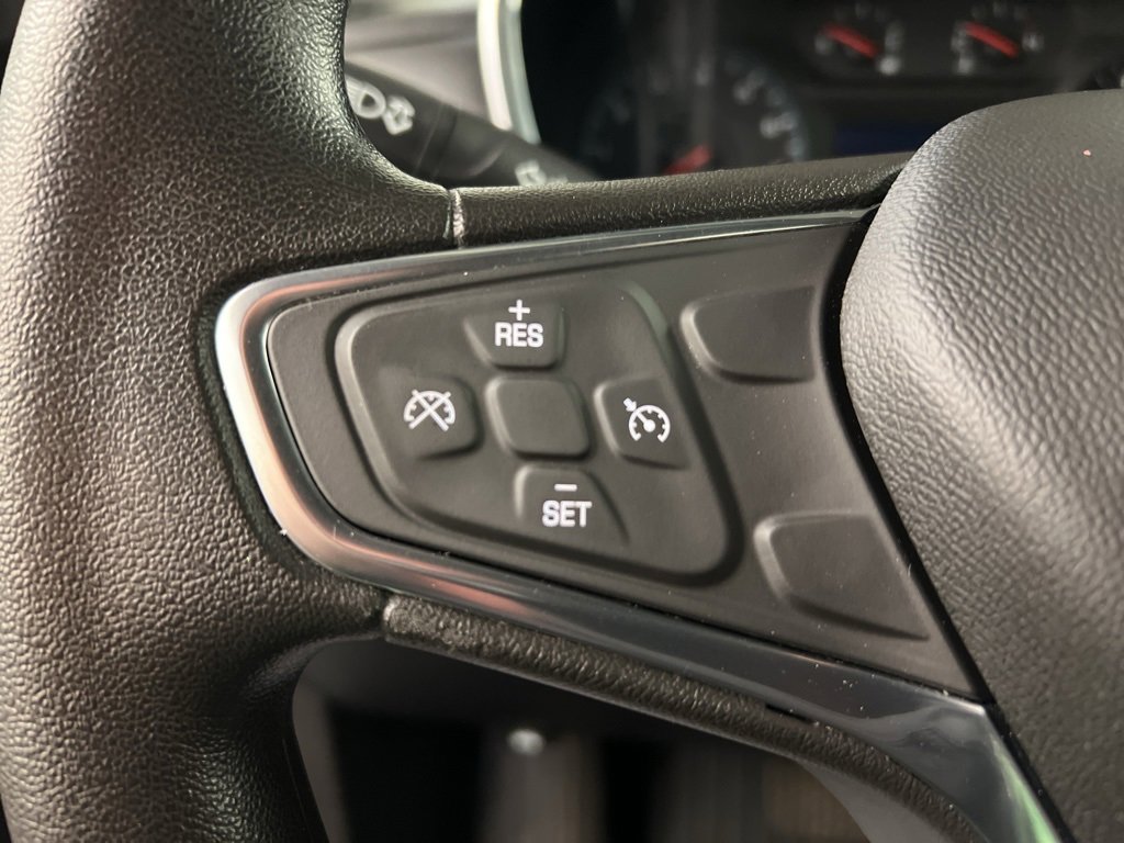 Used 2018 Chevrolet Equinox LT image 16