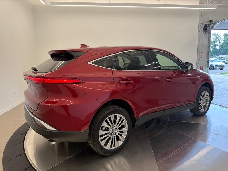 Used 2021 Toyota Venza Limited w/ Advanced Technology Package AWD/4WD image 3