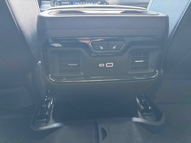 Used 2025 Chevrolet Silverado 1500 ZR2 w/ Technology Package AWD/4WD image 19