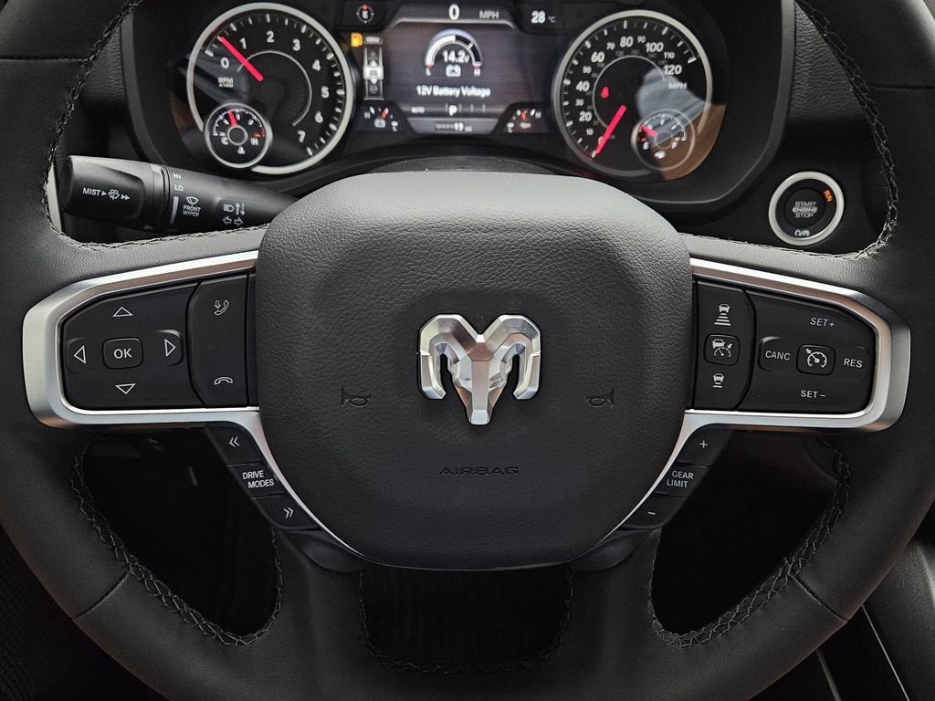 New 2026 RAM 1500 4x4 Crew Cab image 21