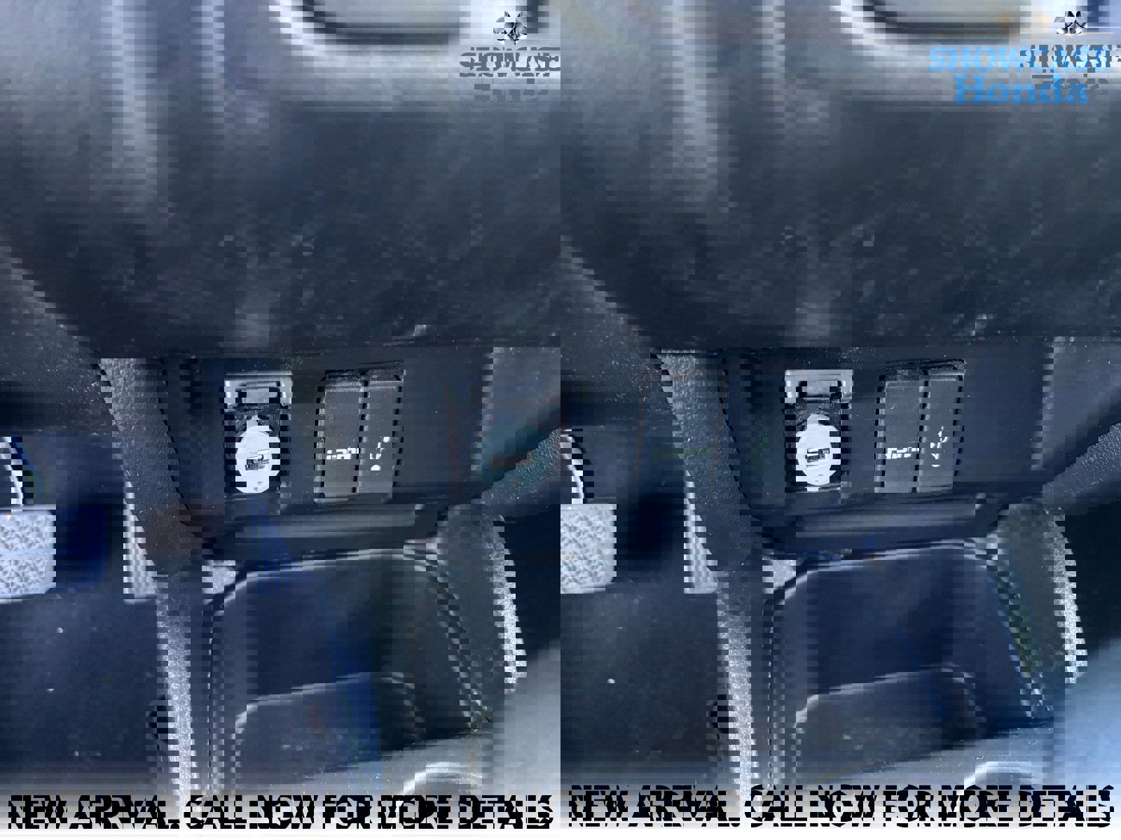 Used 2015 Honda Fit EX image 11