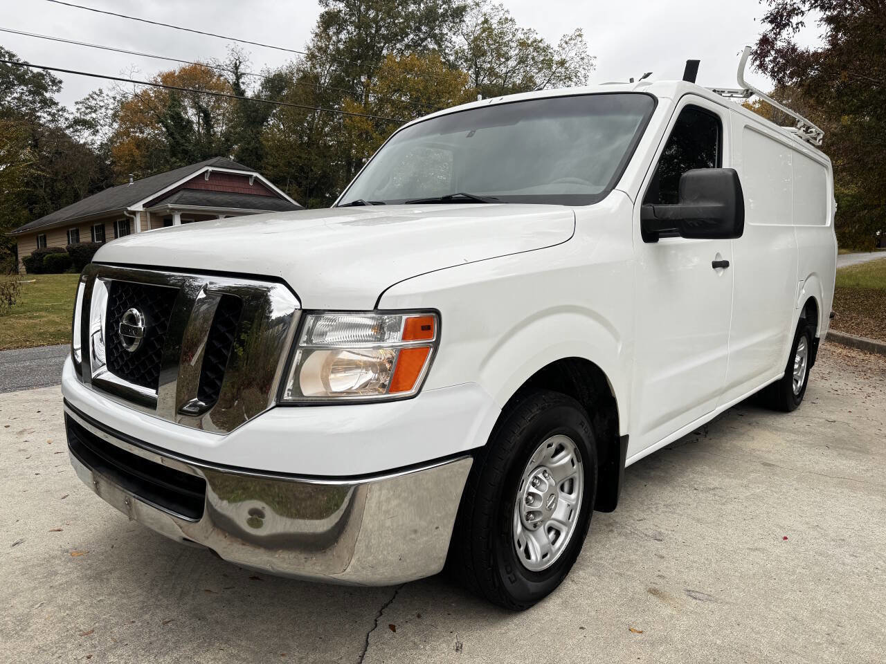 Used 2013 Nissan NV 2500 SV w/ Side Curtain Airbag Pkg image 5