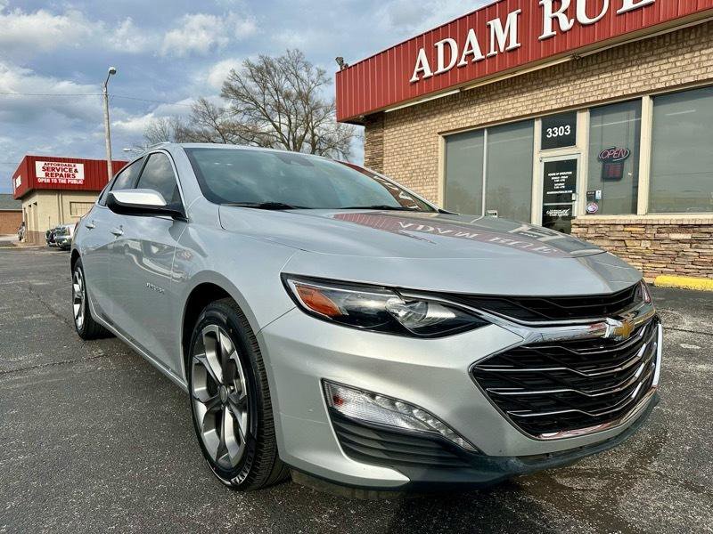 Used 2020 Chevrolet Malibu LT image 2